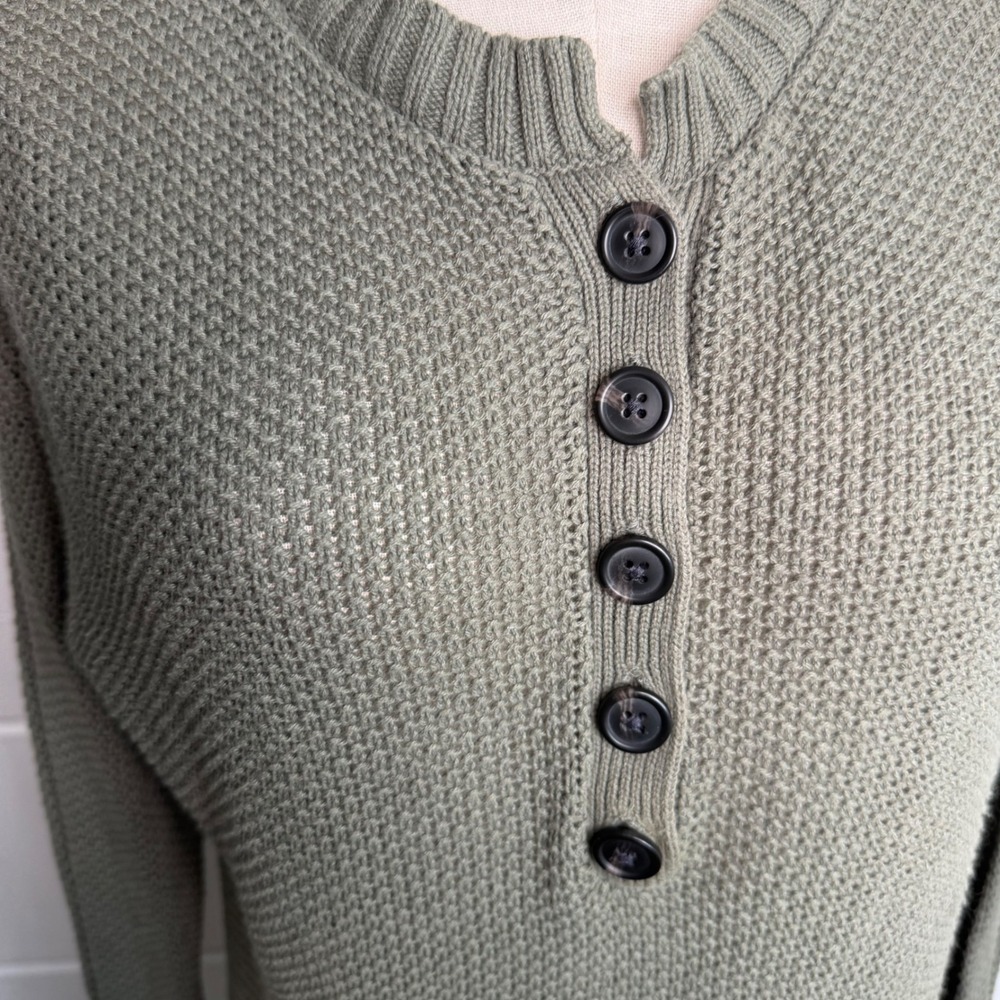 American Eagle Olive Green Henley Sweater Knit Size Small Granola Girl - Picture 5 of 7